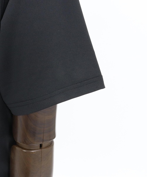 1minute 1second(ワンミニットワンセカンド)の「mt9675-1 Pocket embroidery mock neck T (cool fabric) モックネックTシャツ(Tシャツ/カットソー・メンズ・カーキ系/ブラック×ホワイト/ホワイト×ブラック・S/M/L/XL)」の19枚目の写真