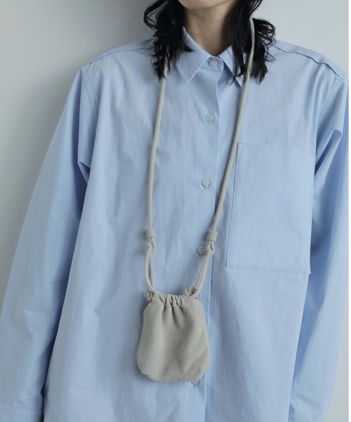 anuke（アンヌーク）の「Leather Mini Pochette（ハンドバッグ・レディース・ブラック/ライトグレー・FREE）」の7枚目の写真