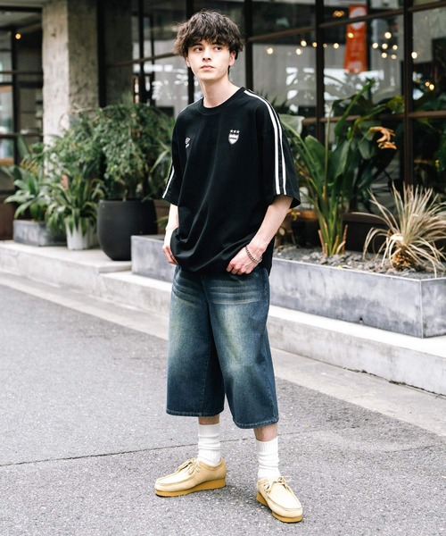 UMBRO（アンブロ）の「UMBRO アンブロ 別注コラボ オーバーサイズサイドライントラックワンポイントロゴ刺繍クルーネック半袖Tシャツ（Tシャツ/カットソー・メンズ・ネイビー/ホワイト/ブラック・M/L/XL）」の11枚目の写真