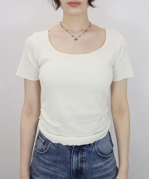 Reurie'(レウリィ)の「【ZOZO限定】バックレーストップ/back lace top 半袖 バックオープン シンプル きれいめ フェミニン ワンホン モード 大人カジュアル(Tシャツ/カットソー・レディース・アイボリー/ブラック・FREE)」の11枚目の写真