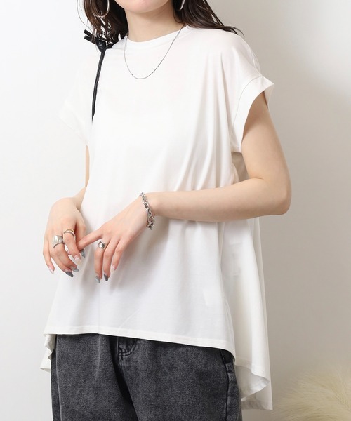 EGLANTINE(エグランティーヌ)の「EGLANTINE フレンチスリーブフレアーカットソー(Tシャツ/カットソー・レディース・ブラック/オフホワイト/レッド/グリーン・40)」の7枚目の写真