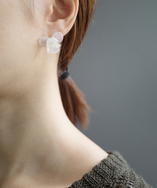 sisi joia/シシジョイア PENSEE earrings ピアス（ピアス（両耳