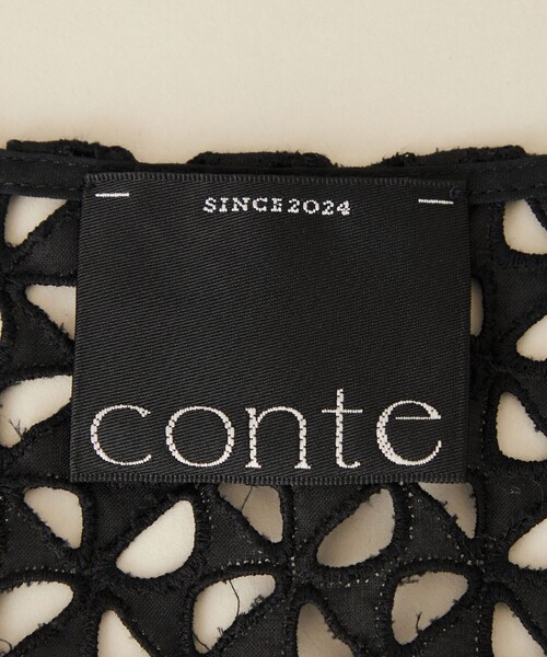 conte＞エンブロイダリー レース ディープVネック ベスト
