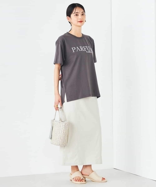 a.v.v(アーヴェヴェ)の「【コットン100%】大人のロゴTシャツ(Tシャツ/カットソー・レディース・ホワイト/ネイビー/オレンジ/チャコールグレー・38/36/40/42/34)」の21枚目の写真