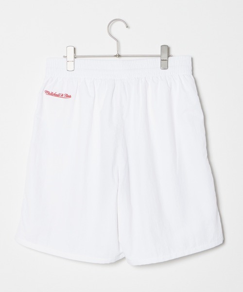 Mitchell&Ness（ミッチェル&ネス）の「Mitchell&Ness/ミッチェル&ネス Overtime Nylon Shorts ナイロンショーツ NBA レイカーズ ブルズ 総柄（その他パンツ・メンズ・ホワイト系1/ホワイト系2・M/XL）」の8枚目の写真