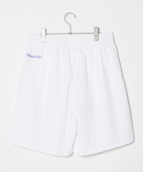 Mitchell&Ness（ミッチェル&ネス）の「Mitchell&Ness/ミッチェル&ネス Overtime Nylon Shorts ナイロンショーツ NBA レイカーズ ブルズ 総柄（その他パンツ・メンズ・ホワイト系1/ホワイト系2・M/XL）」の18枚目の写真