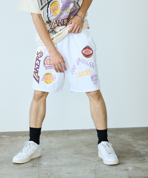 Mitchell&Ness（ミッチェル&ネス）の「Mitchell&Ness/ミッチェル&ネス Overtime Nylon Shorts ナイロンショーツ NBA レイカーズ ブルズ 総柄（その他パンツ・メンズ・ホワイト系1/ホワイト系2・M/XL）」の20枚目の写真