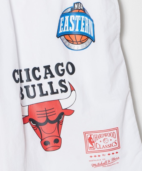 Mitchell&Ness(ミッチェル&ネス)の「Mitchell&Ness/ミッチェル&ネス Overtime Nylon Shorts ナイロンショーツ NBA レイカーズ ブルズ 総柄(その他パンツ・メンズ・ホワイト系1/ホワイト系2・M/XL)」の19枚目の写真