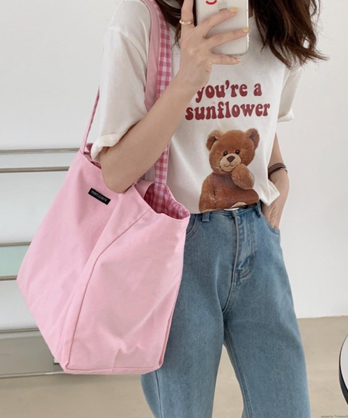 VIBGYOR（ヴィブジョー）の「Liaa/大容量 リバーシブル ギンガムチェックトートバッグ A18259（トートバッグ・レディース・ベージュ/ブラック/ピンク/ブルー・FREE）」の18枚目の写真