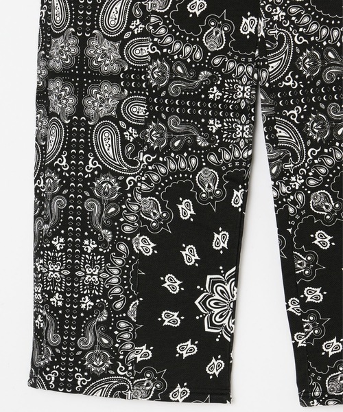 BEEDEN（ビーデン）の「PAISLAY PRINT LOOSE SWEAT PANTS（その他パンツ・レディース・ブラック・SMALL/MEDIUM）」の5枚目の写真