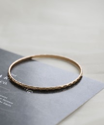 colleca la（コレカラ）の「槌目 クローズサークルバングル（バングル/リストバンド）」