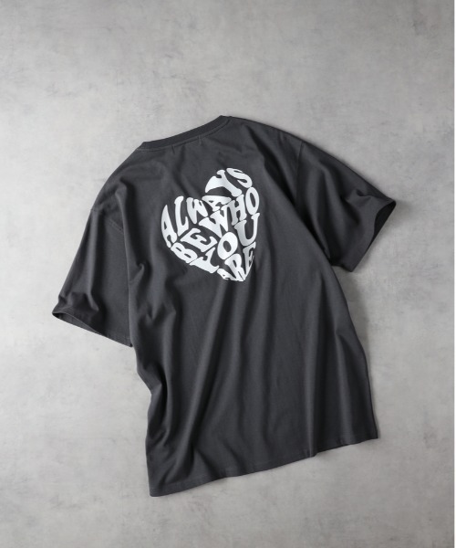 Right-on(ライトオン)の「Other(ソノタ)ハートモチーフプリントTシャツ(Tシャツ/カットソー・メンズ・グレー/ブラック/ホワイト・M/L/XL)」の2枚目の写真