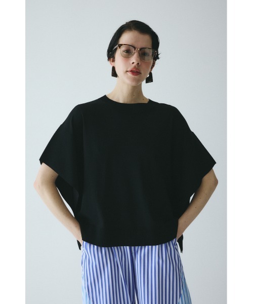 HeRIN.CYE(ヘリンドットサイ)の「Mantle sleeve knit tops マントルスリーブニットトップス(ニット/セーター・レディース・ブラック/オフホワイト/ピンク/ブラウン・FREE)」の3枚目の写真