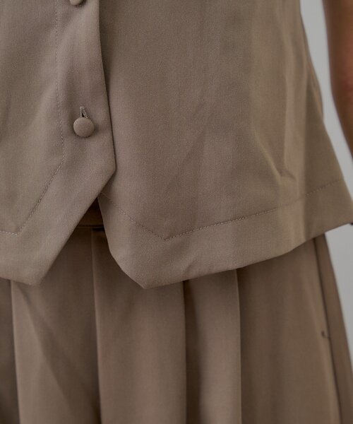 Chico(チコ)の「折り返しデザインスーツコンビネゾン(つなぎ/オールインワン・レディース・ブラウン/ベージュ/グレー・FREE)」の10枚目の写真