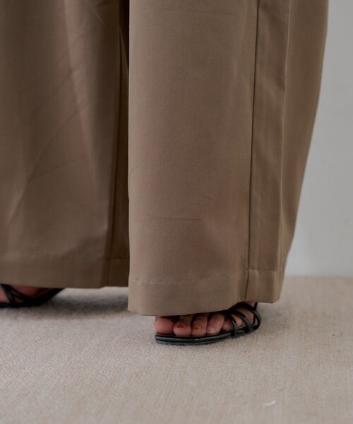 Chico(チコ)の「折り返しデザインスーツコンビネゾン(つなぎ/オールインワン・レディース・ブラウン/ベージュ/グレー・FREE)」の4枚目の写真