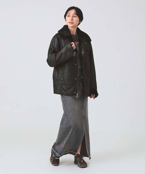 UGG（アグ）の「UGG(R) for Ray BEAMS / THAYDEN LUXEFLUFF JACKET（ブルゾン・レディース・ブラック・SMALL）」の3枚目の写真