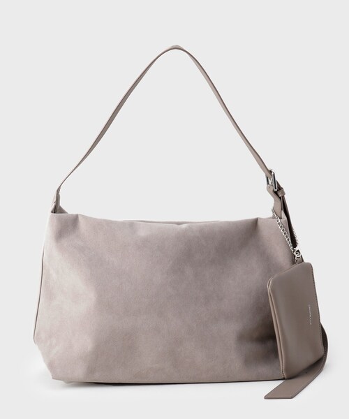 OPAQUE.CLIP(オペークドットクリップ)の「【2WAY/A4サイズ対応】ポーチ付きフェイクスエードショルダーバッグ(ショルダーバッグ・レディース・グレー/ブラウン系その他・00)」の8枚目の写真