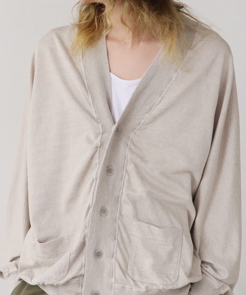 REMI RELIEF（レミレリーフ）の「REMI RELIEF/レミレリーフ ノンストレス綿麻プレーティング天竺 カーディガン（カーディガン/ボレロ・メンズ・キナリ/ブラック/ブラウン・M）」の2枚目の写真