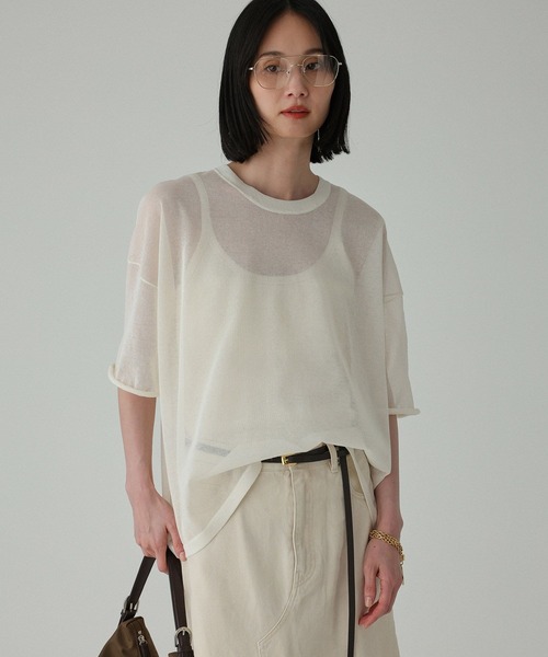 BABYLONE(バビロン)の「シアー半袖プルオーバー(Tシャツ/カットソー・レディース・オフホワイト/チャコール・フリー)」の3枚目の写真