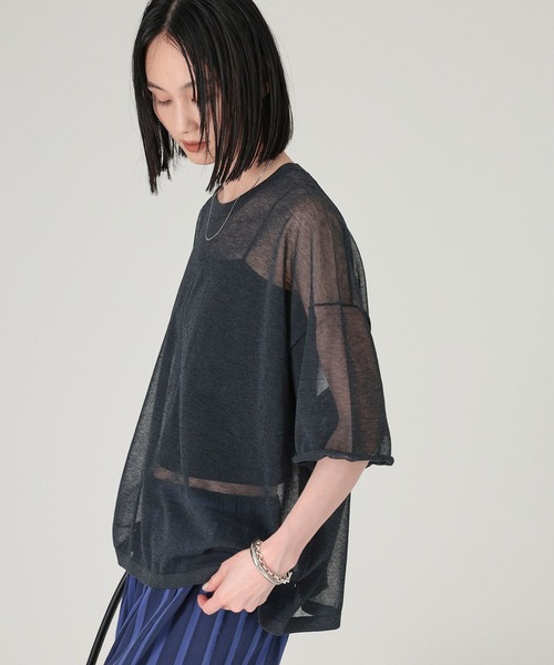 BABYLONE(バビロン)の「シアー半袖プルオーバー(Tシャツ/カットソー・レディース・オフホワイト/チャコール・フリー)」の12枚目の写真