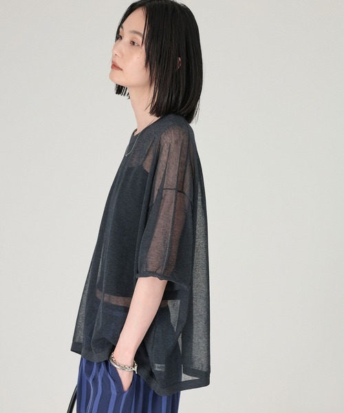 BABYLONE(バビロン)の「シアー半袖プルオーバー(Tシャツ/カットソー・レディース・オフホワイト/チャコール・フリー)」の13枚目の写真