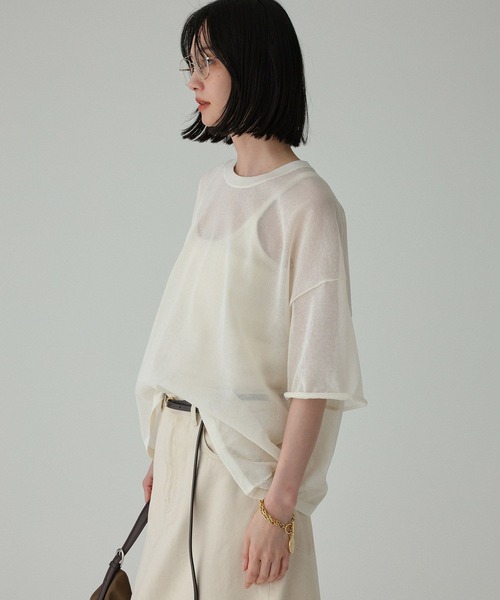 BABYLONE(バビロン)の「シアー半袖プルオーバー(Tシャツ/カットソー・レディース・オフホワイト/チャコール・フリー)」の5枚目の写真
