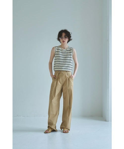 marjour（マージュール）の「SLUB BORDER KNIT TANKTOP（ニット/セーター・レディース・ブラック/オフホワイト・M）」の4枚目の写真