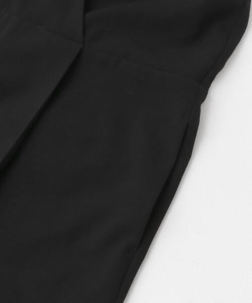 URBAN RESEARCH ROSSO WOMEN（アーバンリサーチ　ロッソ）の「イージーケアVネックオールインワン（サロペット/オーバーオール・レディース・ブラック/グレー・36/38）」の9枚目の写真
