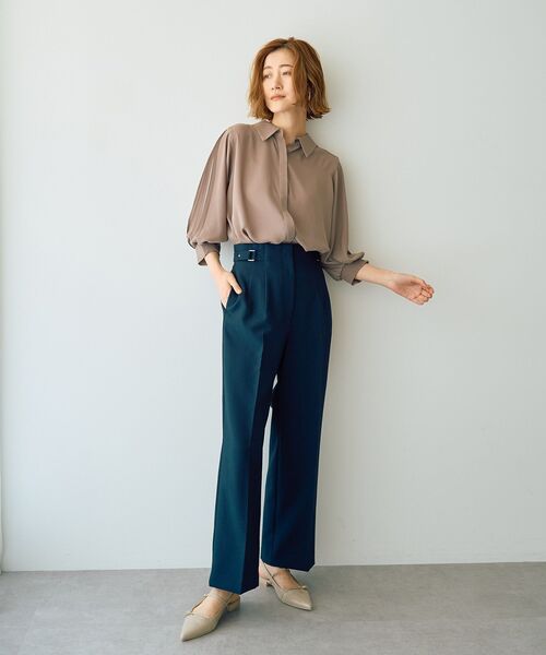 YECCA VECCA(イェッカヴェッカ)の「サイドベルテッドパンツ(スラックス・レディース・アイボリー/グリーン/ベージュ/ネイビー・M-L/S/M)」の13枚目の写真