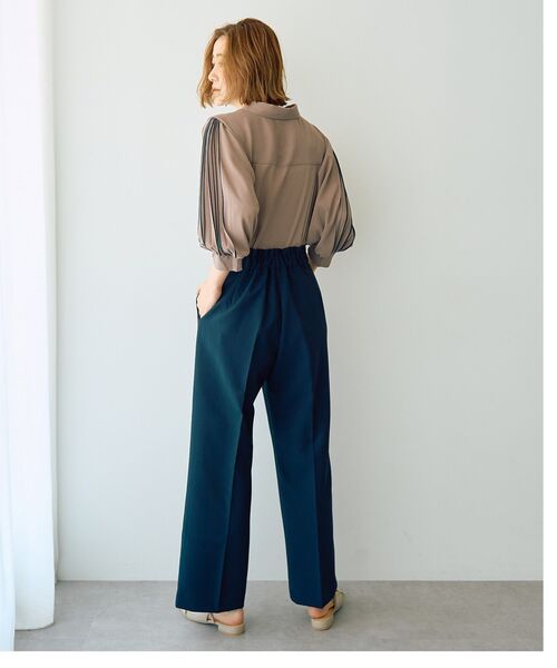 YECCA VECCA(イェッカヴェッカ)の「サイドベルテッドパンツ(スラックス・レディース・アイボリー/グリーン/ベージュ/ネイビー・M-L/S/M)」の17枚目の写真