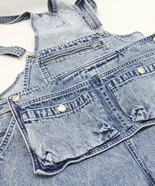 RNA（アールエヌエー）の「O0746 カットレングスオーバーオール（サロペット/オーバーオール・レディース・ケミカルウォッシュ/インディゴブルー・MEDIUM）」の10枚目の写真