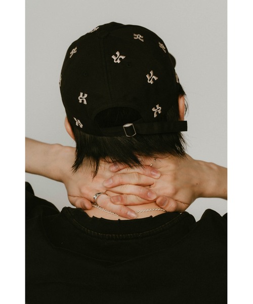 Knuth Marf(クヌースマーフ)の「K logo cap(キャップ・レディース・ブラック・ONE SIZE)」の3枚目の写真