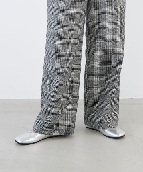 REMME（レメ）の「【REMME】スムーススクエアバレエシューズ（バレエシューズ・レディース・シルバー・36/37）」の4枚目の写真