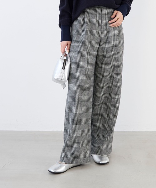 REMME（レメ）の「【REMME】スムーススクエアバレエシューズ（バレエシューズ・レディース・シルバー・36/37）」の5枚目の写真