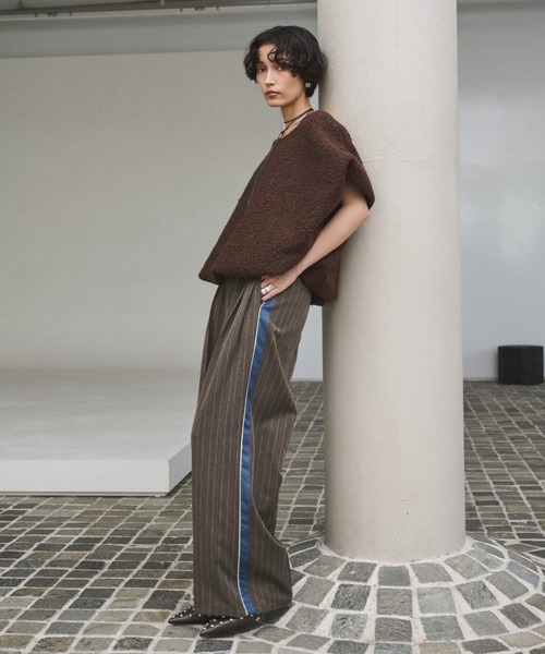 AIC.（エーアイシー）の「ループツイードオーバーサイズベスト（ベスト・レディース・グレー/ブラウン・FREE）」の8枚目の写真