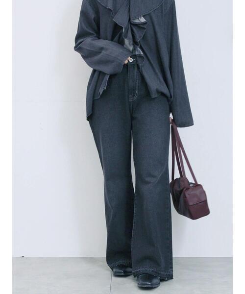 Samansa Mos2 blue(サマンサモスモスブルー)の「【ECO DENIM 】 フレアパンツ(その他パンツ・レディース・ブルー/チャコールグレー/ネイビー・F)」の1枚目の写真