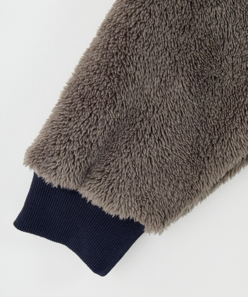 UNIVERSAL OVERALL（ユニバーサルオーバーオール）の「[UNIVERSAL OVERALL/ユニバーサルオーバーオール] 別注 ボアフリース ボンバージャケット（ブルゾン・レディース・ブラック/チャコールグレー・M/L/XL）」の17枚目の写真