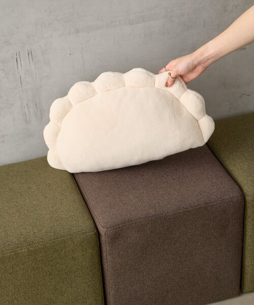 BIRTHDAY BAR（バースデイバー）の「好吃　餃子クッション（クッション/クッションカバー・レディース・ホワイト・0）」の7枚目の写真