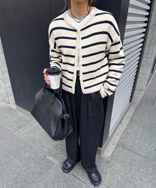 ISOOK（アイスー）の「ボーダーニットカーディガン(chiica select) / ボーダートップス 長袖 羽織り 秋冬 ミドル丈 アイボリー（カーディガン/ボレロ・レディース・アイボリー・FREE）」の9枚目の写真