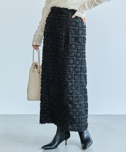 LAVEANGE(ラビアンジェ)の「ジャガードナロースカート(スカート・レディース・ブラウン/ブラック/アイボリー・M/L/LL/3L/4L)」の13枚目の写真