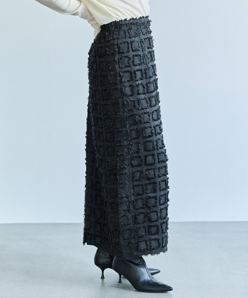 LAVEANGE(ラビアンジェ)の「ジャガードナロースカート(スカート・レディース・ブラウン/ブラック/アイボリー・M/L/LL/3L/4L)」の15枚目の写真