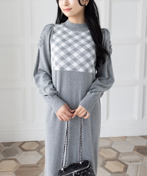 CLEAR BASIC（クリアベーシック）の「ブロックチェックジャガードニットロングワンピース[大人 フェミニン 上品]≪AW新作≫（ワンピース・レディース・ブラック/杢グレー・F）」の4枚目の写真