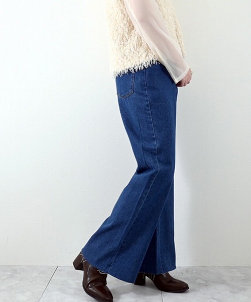 STYLEBLOCK（スタイルブロック）の「デニム・カラーデニムセミフレアパンツ（デニムパンツ・レディース・ブラウン/ブラック/ブルー・S/M）」の5枚目の写真