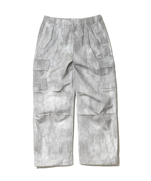 Revo.（レボ）の「Revo./レヴォ　フェードダイプリント ミリタリーカーゴパンツ（カーゴパンツ・メンズ・カーキ/ブラック/アイボリー・LARGE/MEDIUM）」の2枚目の写真