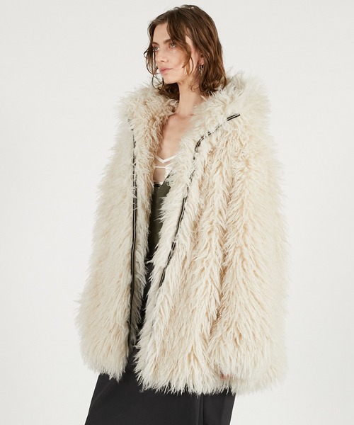 PRANK PROJECT（プランクプロジェクト）の「フェイクファーフードパーカー / Fake Fur Hooded Hoodie（その他アウター・レディース・ホワイト/ベージュ/ブラウン・FREE）」の10枚目の写真