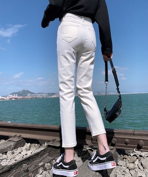urge:(アージコロン )の「【URGE:】ハイウエスト クロップド パンツ(デニムパンツ・レディース・ホワイト/ブラック/チャコールグレー・MEDIUM/SMALL/X-LARGE/LARGE/X-SMALL)」の6枚目の写真