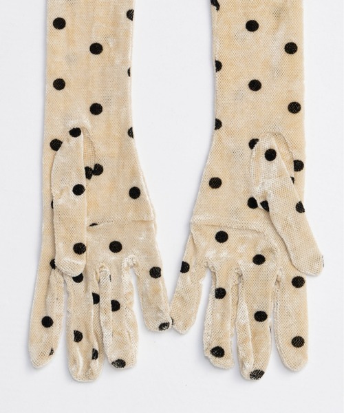 MAISON SPECIAL(メゾンスペシャル)の「Velour Gloves / ベロアグローブ(手袋・レディース・アイボリー/ブラック/グリーン/グレー・FREE)」の5枚目の写真