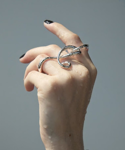Soierie(ソワリー)の「ストリーム コネクト リング / Stream connect ring(リング・レディース・シルバー/ゴールド・FREE)」の6枚目の写真