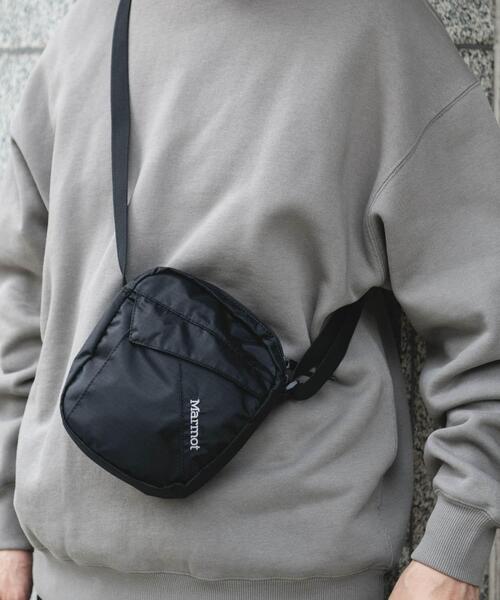 MARMOT（マーモット）の「『別注』Marmot×DOORS　Ripstop Shoulder Bag（ショルダーバッグ・メンズ・ブラック/カーキ/チャコールグレー・ONE）」の7枚目の写真