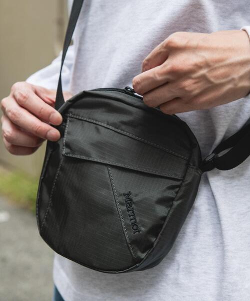 MARMOT（マーモット）の「『別注』Marmot×DOORS　Ripstop Shoulder Bag（ショルダーバッグ・メンズ・ブラック/カーキ/チャコールグレー・ONE）」の22枚目の写真